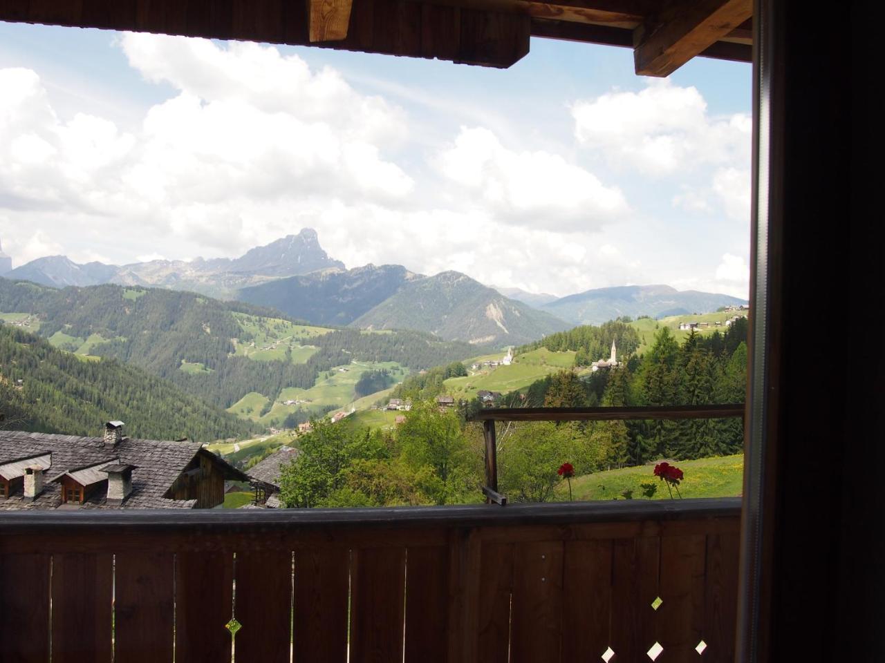 Hotel Ciurnadu La Valle Bagian luar foto
